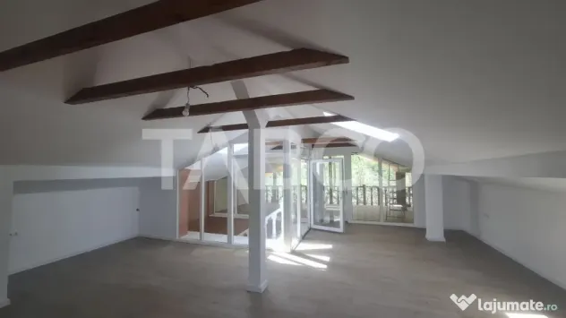 Casa de vanzare 405 mp utili 2 garaje 250 mp terase Slimnic - Slimnic (Sibiu)