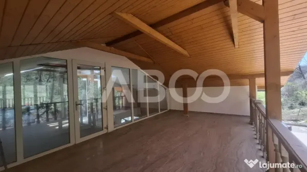 Casa de vanzare 405 mp utili 2 garaje 250 mp terase Slimnic - Slimnic (Sibiu)
