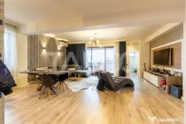 Apartament 3 camere finisaje premim cu priveliste la oras in
