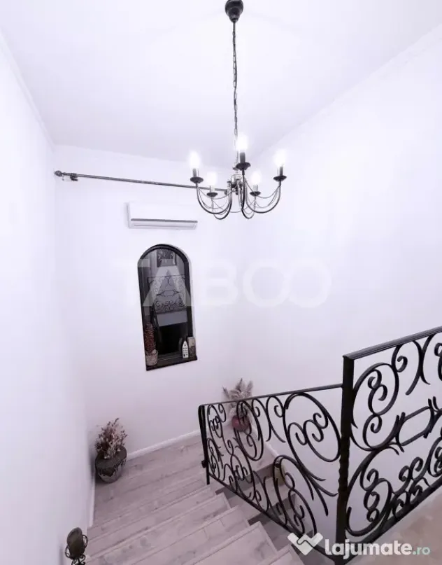 Casa moderna in Selimbar, 4 camere, renovata si gata de muta - Sibiu (Sibiu)