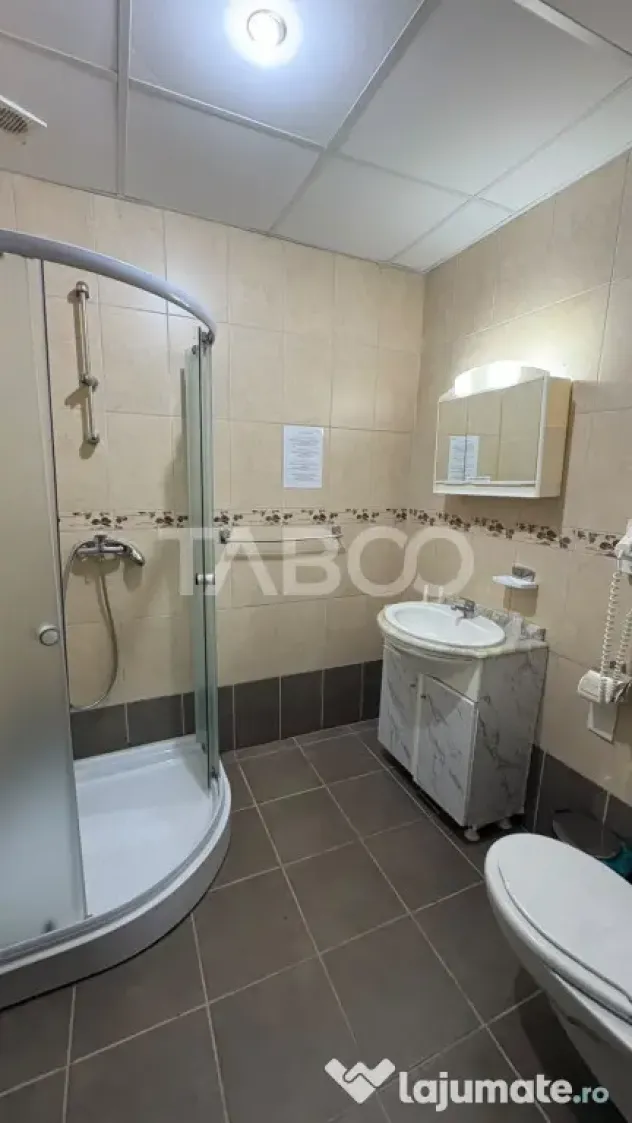 Pensiune de vanzare 36 camere restaurant terasa piscina in R - Rasinari (Sibiu)