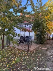 De vânzare casă cu 5 camere, în zona Velența