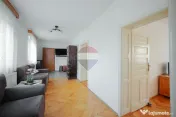 De vânzare casă cu 5 camere, în zona Velența