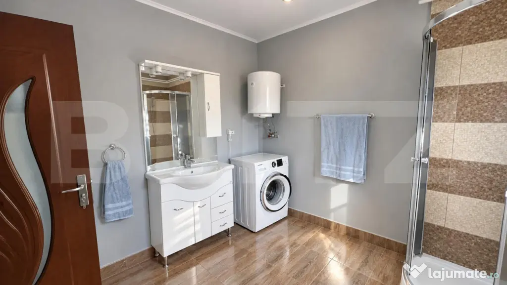 Casă de vânzare, 145 mp, zona Centrală - Păuliș - Paulis (Hunedoara)