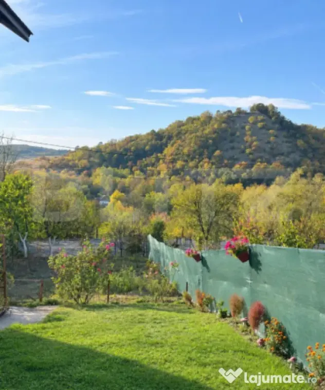 Casă de vânzare, 145 mp, zona Centrală - Păuliș - Paulis (Hunedoara)