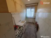 Apartament 2 camere, etaj 4, bloc izolat, acoperis - Zona Gi