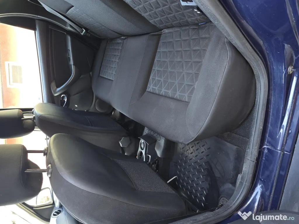 Dacia Duster 2015 1.5 dCi 4x4 Ediție Flotă Petrom -Scuturi Oțel Înălțată Factory