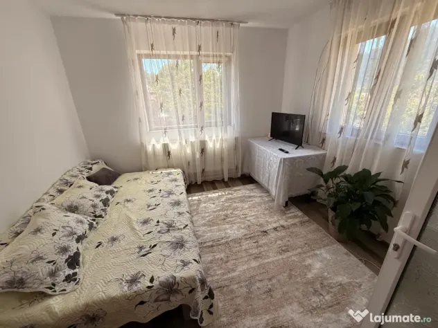 Casa Leresti Arges, 5 camere, teren 2146 mp, toate utilitatile