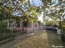 Casă cu potențial + 6.800 mp teren, toate utilitățile, l