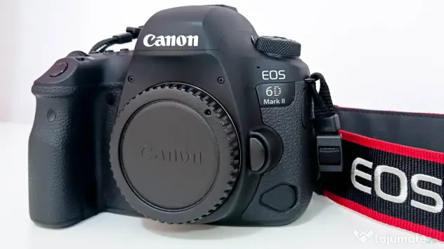 Aparat foto DSLR Canon EOS 6D Mark II - de VANZARE