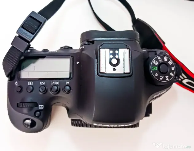 Aparat foto DSLR Canon EOS 6D Mark II - de VANZARE
