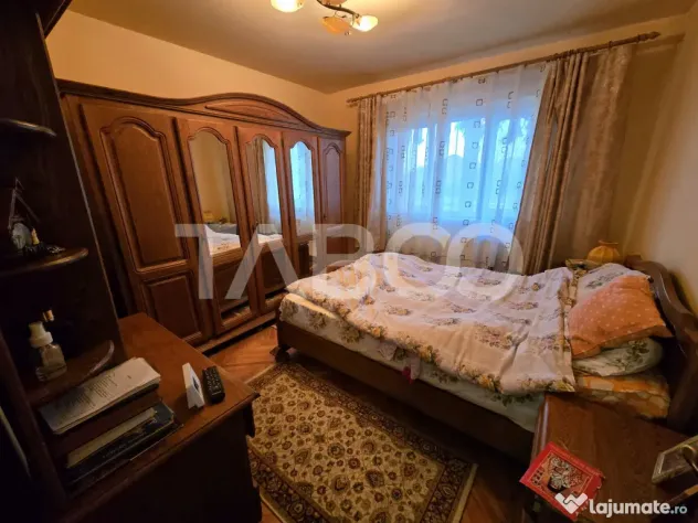 Apartament 3 camere decomandat 72 mpu 2 bai pivnita Vasile A - Sibiu (Sibiu)