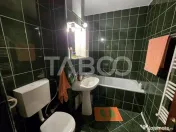 Apartament 3 camere decomandat 72 mpu 2 bai pivnita Vasile A