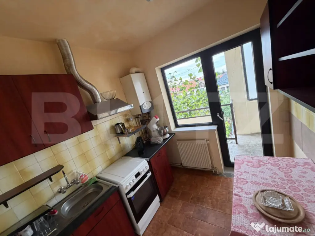 Casa cu etaj, 6 camere, 150 mp, zona 14 Mai - Satu Mare (Satu-Mare)