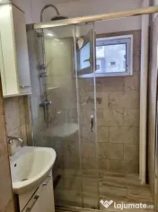 Spitalul Judetean, 2 Camere de Inchiriat, Centrala, Etaj 1 