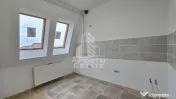 Apartament cu 3 camere si 2 bai, centrala proprie, zona Aradului