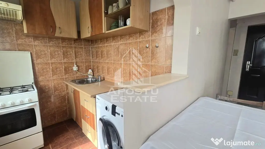 Apartament de vanzare cu 3 camere, zona Dacia, Timisoara - Timisoara (Timis)