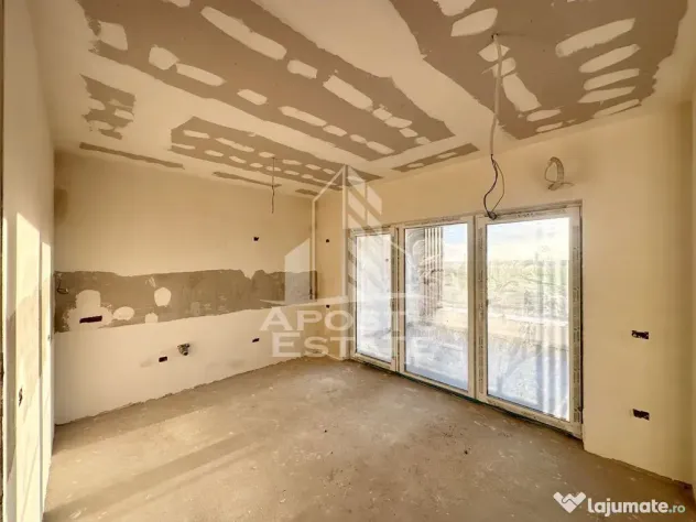 Apartamente de vanzare cu 4 camere si curte, Torontalului Timisoara - Timisoara (Timis)