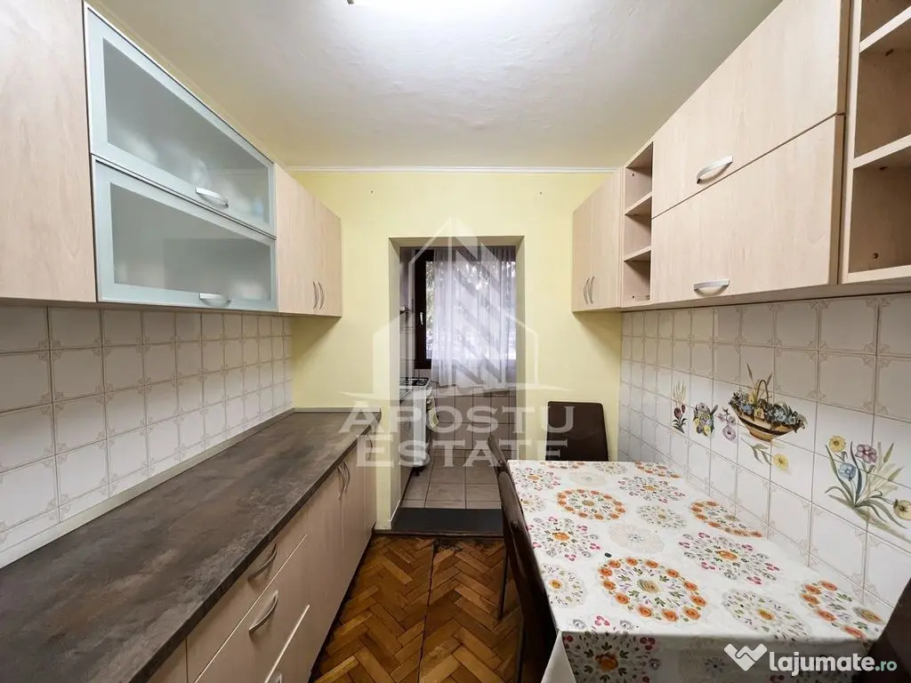 Apartament 3 camere de vanzare, zona Lipovei, Timisoara - Timisoara (Timis)