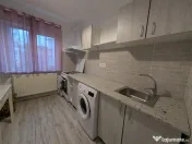 Apartament 2 camere decomandate central etaj 2 