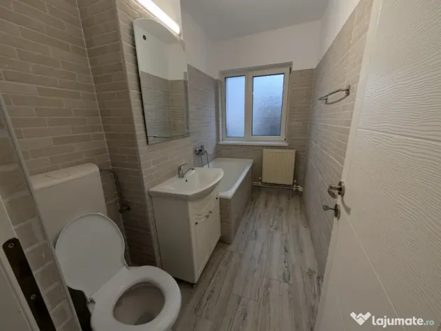 Apartament 2 camere decomandate central etaj 2 - Bacau (Bacau)