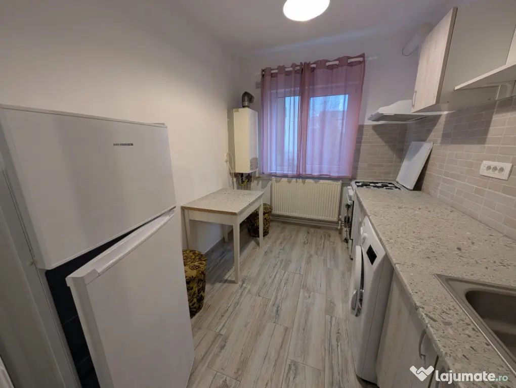 Apartament 2 camere decomandate central etaj 2 - Bacau (Bacau)