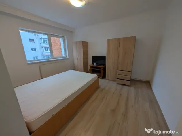 Apartament 2 camere decomandate central etaj 2 - Bacau (Bacau)