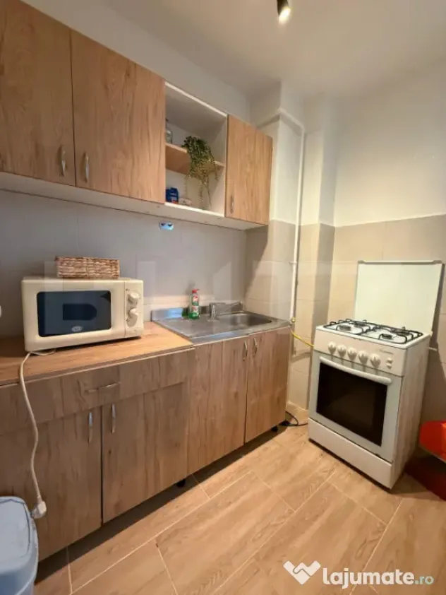 Garsonieră de vânzare, 37 mp, zona Astra - Brasov (Brasov)