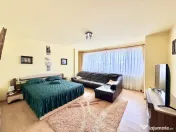 Casa spatioasa - 5 camere - curte generoasa - pozitie excele 