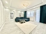 Apartament proaspat renovat cu 3 camere - etaj 2 - Zona Shop