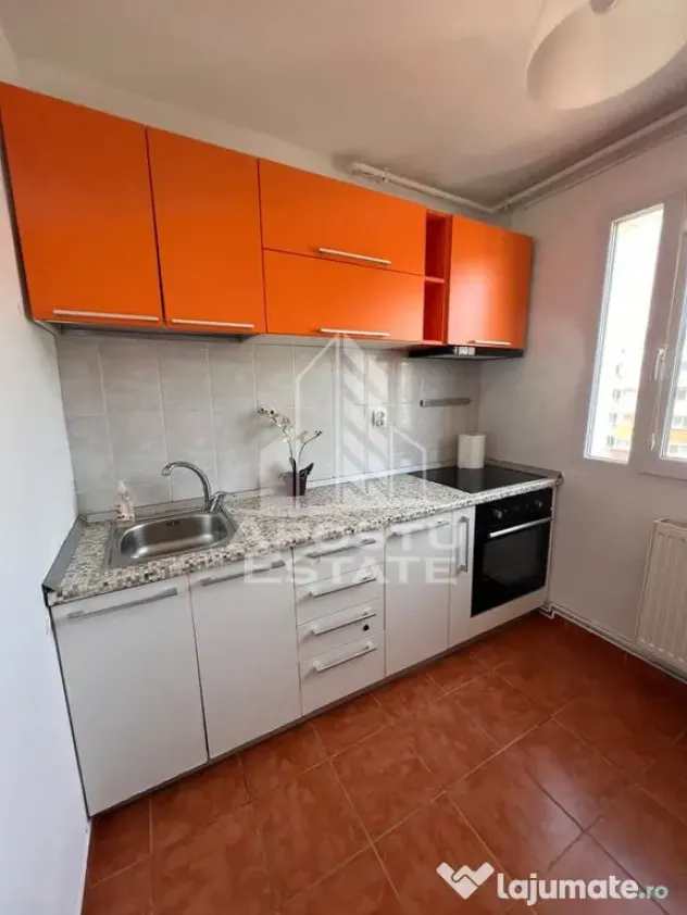 Apartament cu 2 camere de vanzare, zona Circumvalatiunii, Timisoara - Timisoara (Timis)