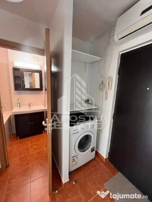 Apartament cu 2 camere de vanzare, zona Circumvalatiunii, Timisoara - Timisoara (Timis)