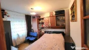 Apartament decomandat,4 camere,2 bai,etaj 2 Calea Lipovei 