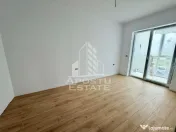 Apartament cu 2 camere, decomandat, etaj 1, zona Planetelor 