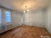 Apartament 4 camere de vanzare, zona Take Ionescu/Cardinale, Timisoara 