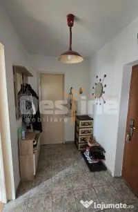 APARTAMENT 2 CAMERE SEMIDECOMANDAT 