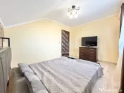 Casa individuala cu 5 camere si 3 bai mobilata in Giroc la asfalt