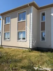 Duplex în zona rezidențială la doar câteva minute de Timișoara 