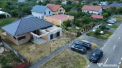 Casa individuala de vanzare cu 4 camere si garaj, Parta, comision 0 