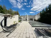 Casa individuala de lux, cu piscina, de vanzare, zona Lunei Timisoara