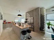 Casa individuala de lux, cu piscina, de vanzare, zona Lunei Timisoara