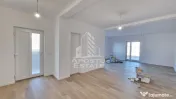 Jumatate de duplex de vanzare, cu 3 camere si 2 bai, Sag, Timis 