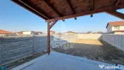 Jumatate de duplex de vanzare, cu 3 camere si 2 bai, Sag, Timis 