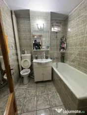 Apartament cu 4 camere, 90 mp, zona Dacia 