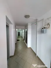 3 camere Titan decomandat, centrală, et. 5, an 2010, 73 mp
