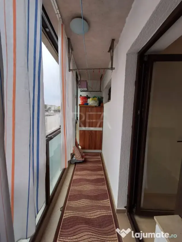 3 camere Titan decomandat, centrală, et. 5, an 2010, 73 mp - Bucuresti (Bucuresti-Ilfov)