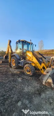 Buldoexcavator 3CX 
