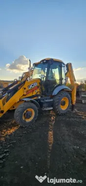 Buldoexcavator 3CX 