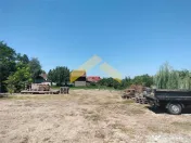 Teren intravilan 4.700 mp de centrul Chisineu Cris 