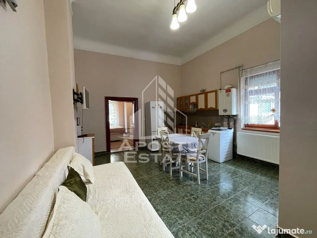 Apartament 2 camere, zona ULTRACENTRALA - Arad (Arad)